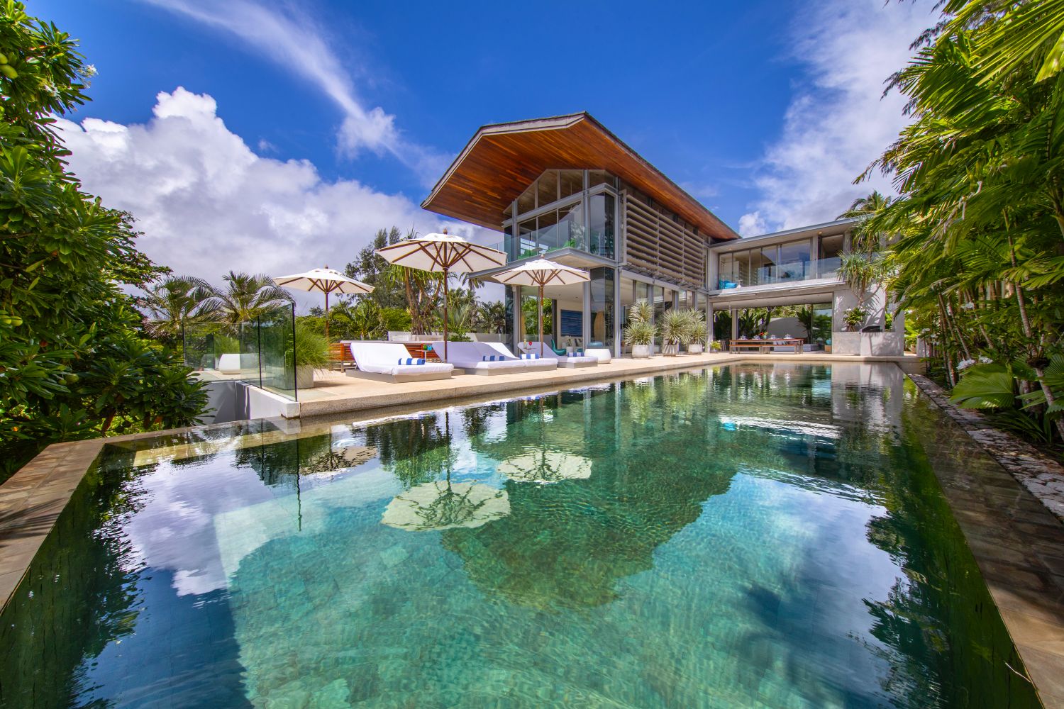 Villa Aqua Luxus Ferienhaus Phuket Am Strand Mieten Pool