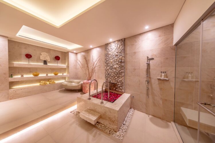 Villa Aqua Luxus Ferienhaus Phuket Am Strand Mieten Wellness