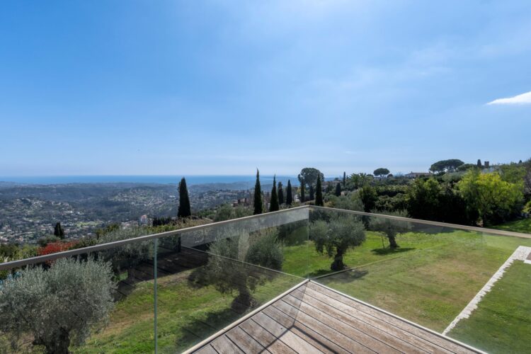 Villa Arome Luxus Ferienhaus Cote D Azur Mieten Ausblick