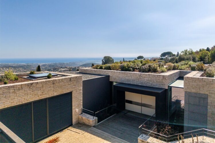Villa Arome Luxus Ferienhaus Cote D Azur Mieten Garage