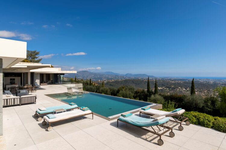 Villa Arome Luxus Ferienhaus Cote D Azur Mieten Poolbereich