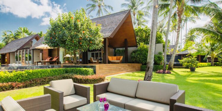 Villa Baan Puri Luxus Villa Koh Samui Thailand Lounge Unter Plamen