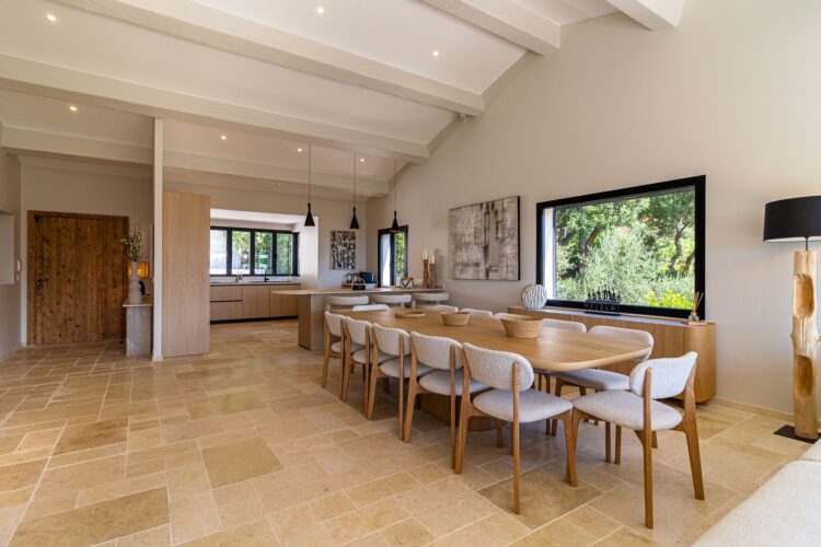 Villa Barbigoua Luxus Ferienhaus Cote D Azur Mieten Esstisch