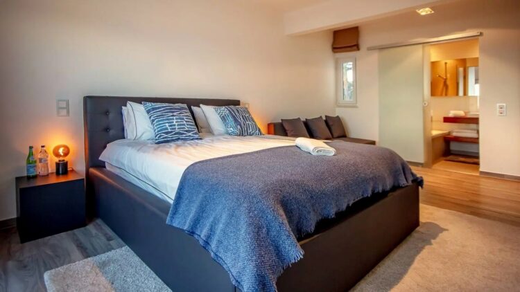 Villa Benagil Views Luxus Ferienhaus Algarve Am Meer Mieten Bett