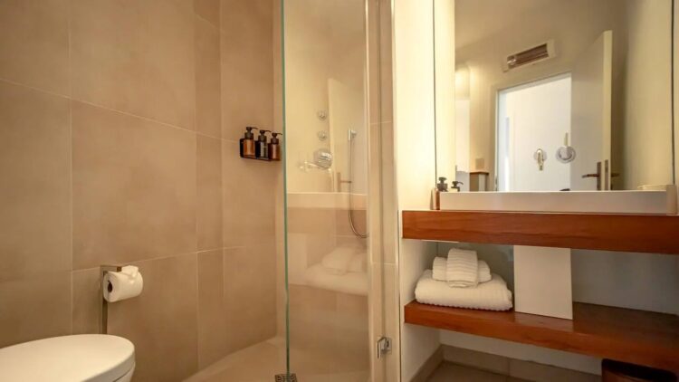 Villa Benagil Views Luxus Ferienhaus Algarve Am Meer Mieten Dusche