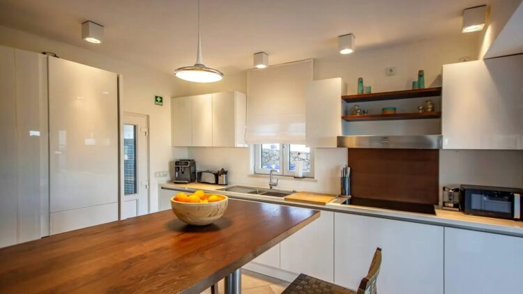 Villa Benagil Views Luxus Ferienhaus Algarve Am Meer Mieten Esstisch