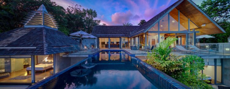 Villa Benyasiri Luxus Ferienhaus Phuket Thailand Mit Pool Mieten Abendstimmung