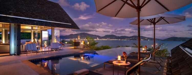 Villa Benyasiri Luxus Ferienhaus Phuket Thailand Mit Pool Mieten Pool By Night