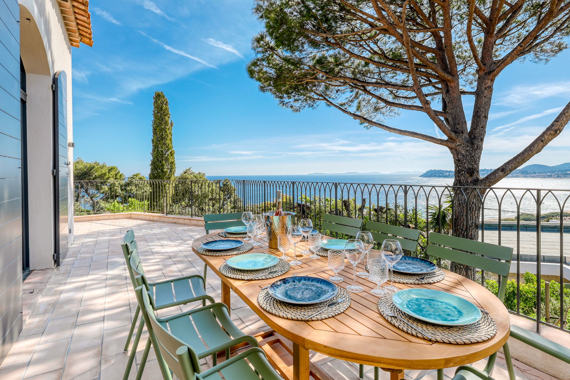 Villa Boullabaisse Luxus Ferienhaus Cote D Azur Mieten Dinner