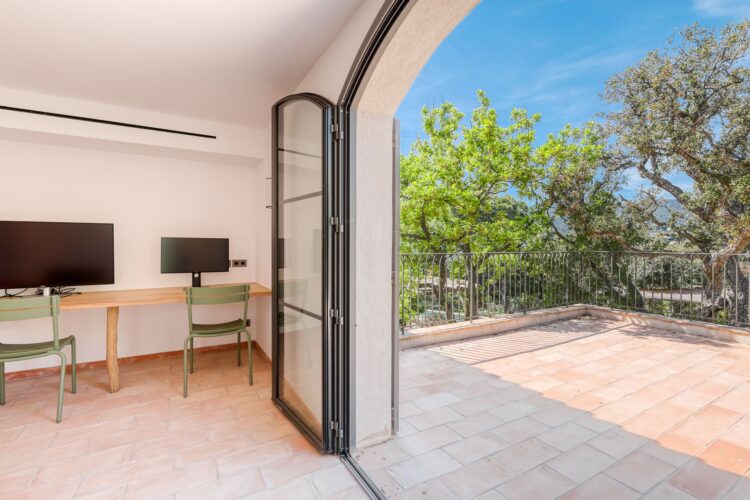 Villa Boullabaisse Luxus Ferienhaus Cote D Azur Mieten Office