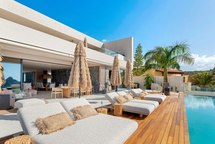 Villa Calima Luxus Ferienhaus Teneriffa Mieten Daybeds
