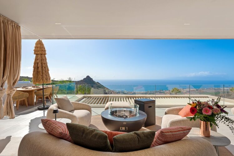 Villa Calima Luxus Ferienhaus Teneriffa Mieten Feuerstelle Sky Lounge