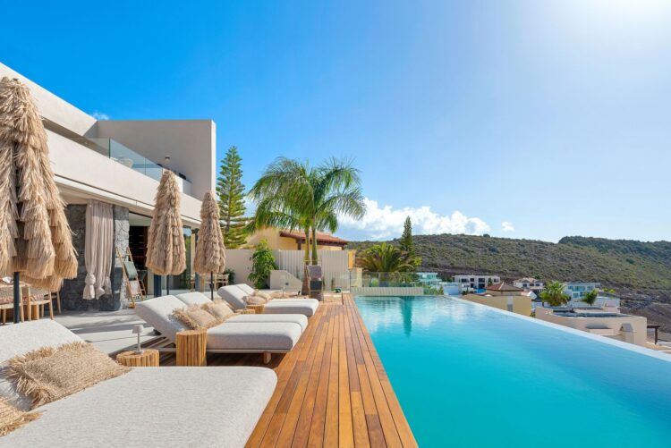 Villa Calima Luxus Ferienhaus Teneriffa Mieten Poolbereich