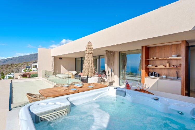 Villa Calima Luxus Ferienhaus Teneriffa Mieten Sky Terrasse