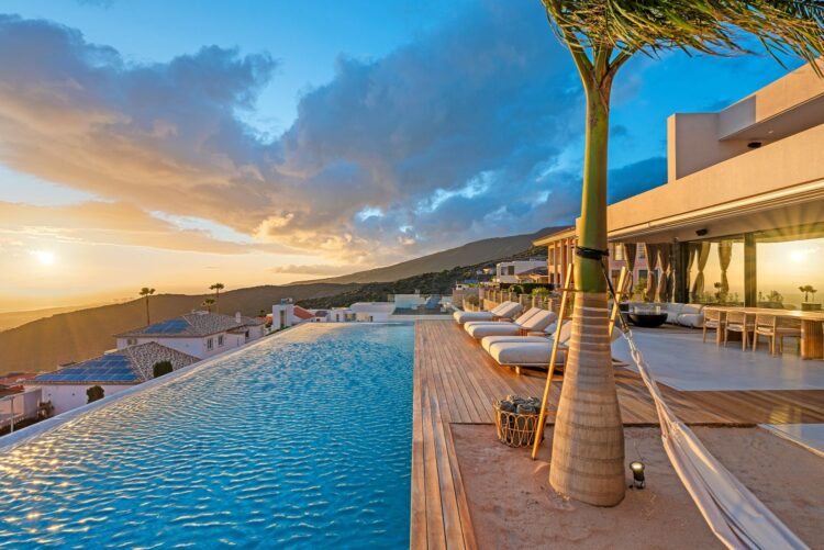Villa Calima Luxus Ferienvilla Teneriffa Mieten Terrasse