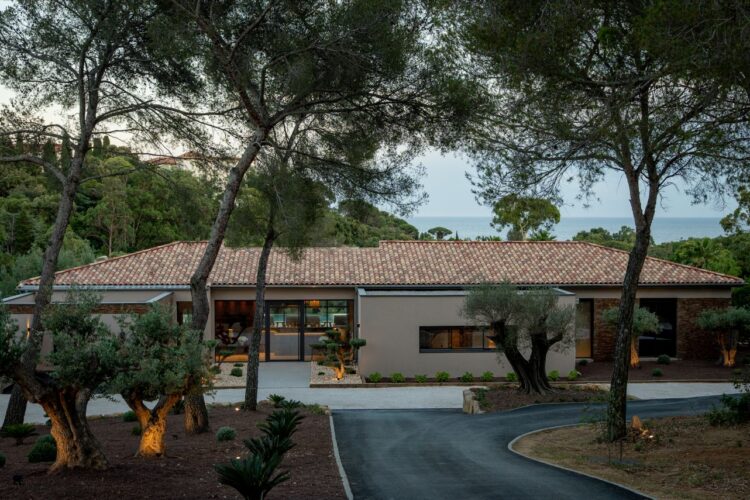 Villa Cesar Luxus Ferienhaus Cote D Azur Mieten Außenansicht
