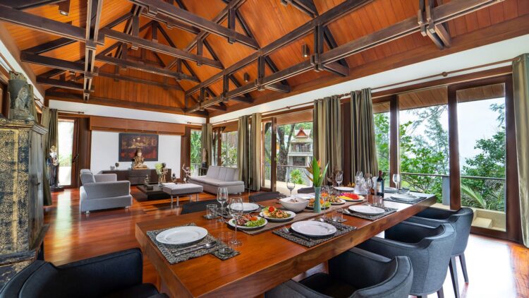 Villa Chada Luxus Ferienhaus Phuket Am Meer Mieten Esstisch