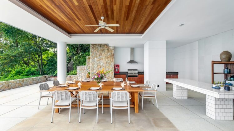 Villa Chelay Luxus Ferienvilla Phuket Thailand Mit Meerblick Mieten Außenküche