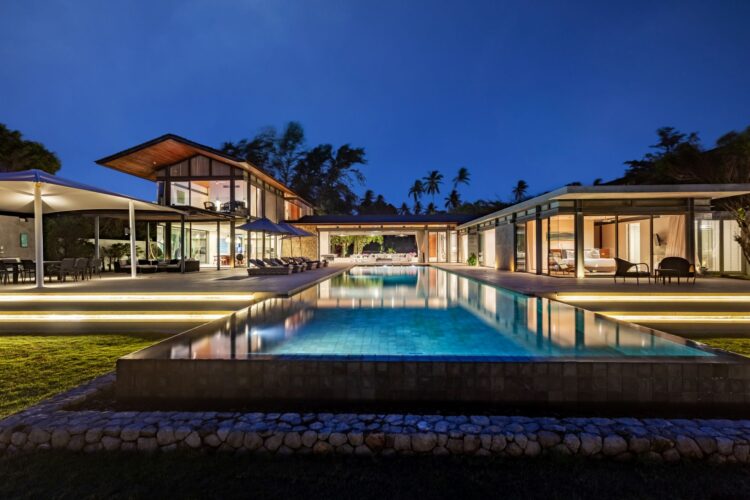 Villa Cielo Luxus Ferienhaus Phuket Am Strand Mieten Abendstimmung