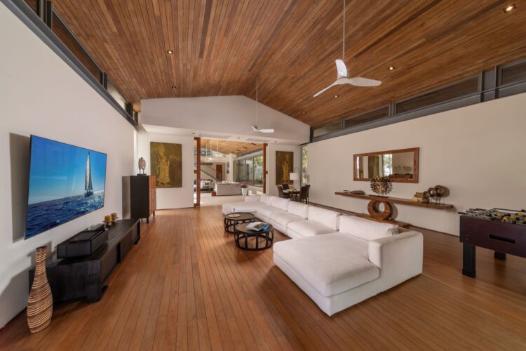 Villa Cielo Luxus Ferienhaus Phuket Am Strand Mieten Media Room
