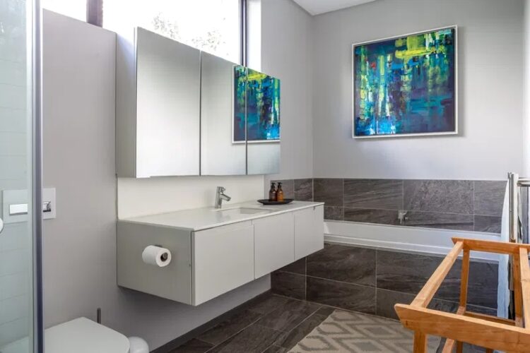 Villa Claremont Luxus Ferienhaus Kapstadt Mieten Helles Bad