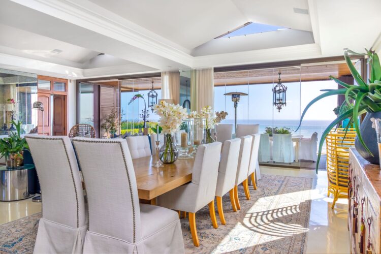 Villa Clifton Bay Luxus Ferienhaus Kapstadt Südafrika Mit Pool Mieten Esstisch