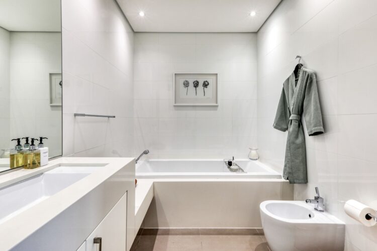 Villa Cockpit Luxus Ferienhaus Kapstadt Südafrika Mieten Badewanne