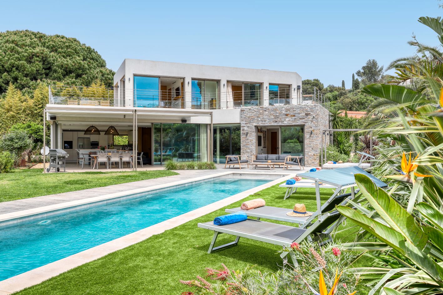 Villa Delphine Luxus Ferienhaus Cote D Azur Mieten Außenansicht