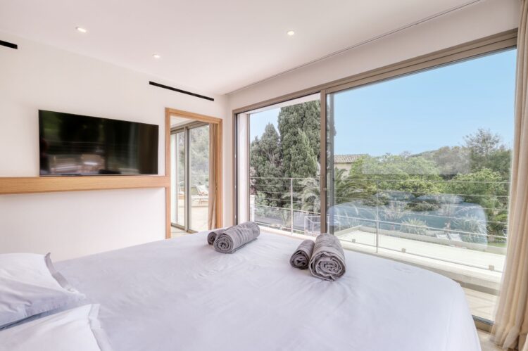 Villa Delphine Luxus Ferienhaus Cote D Azur Mieten Schlafzimmer