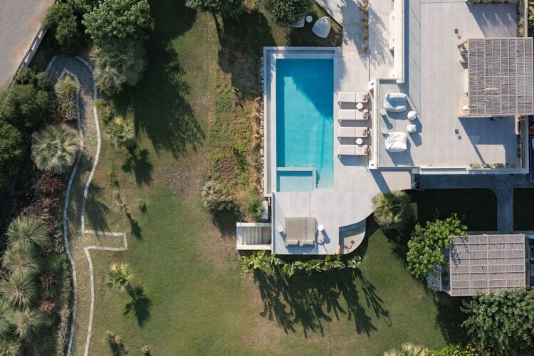 Villa Dramia Luxus Ferienhaus Kreta Drohne