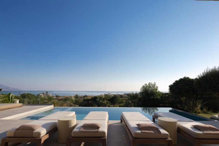 Villa Dramia Luxus Ferienhaus Kreta Sunbeds