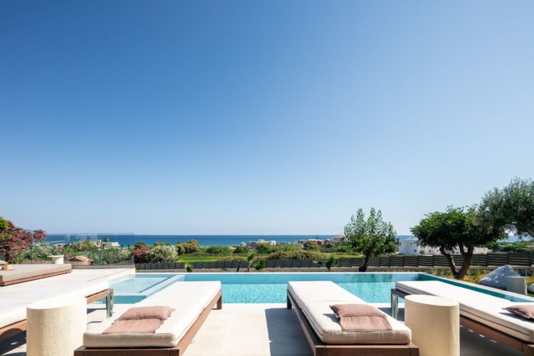 Villa Dramia Luxus Ferienhaus Kreta Mit Pool Mieten Liegen