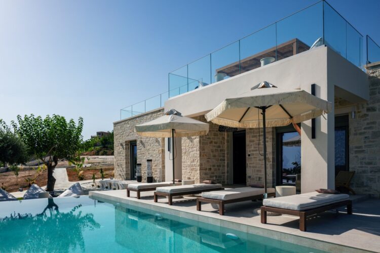 Villa Dramia Luxus Ferienhaus Kreta Mit Pool Mieten Poolterrasse