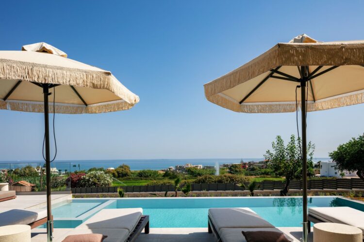Villa Dramia Luxus Ferienhaus Kreta Mit Pool Mieten Schirme