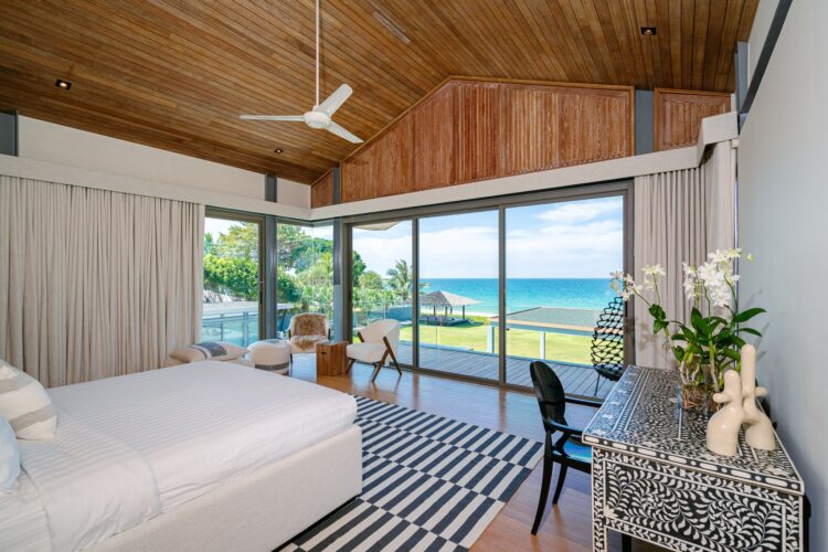 Villa Essenza Luxus Ferienhaus Phuket Am Strand Mieten Master