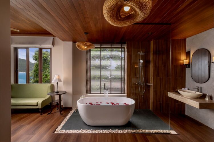 Villa Eugenia Luxus Ferienhuas Phuket Badewanne