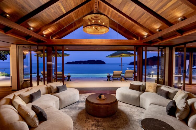 Villa Eugenia Luxus Ferienhuas Phuket Couch