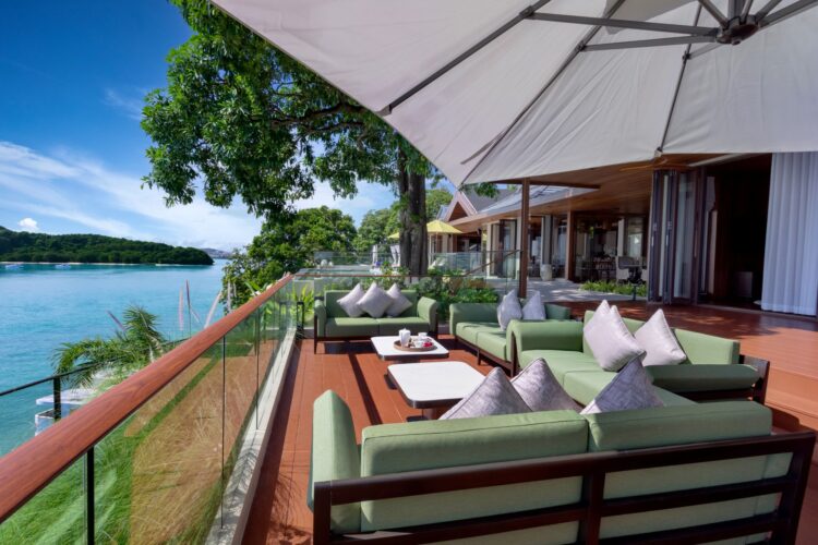 Villa Eugenia Luxus Ferienhuas Phuket Miet Deck
