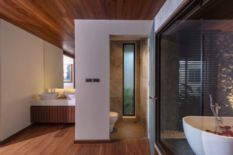 Villa Eugenia Luxus Ferienvilla Phuket Bad