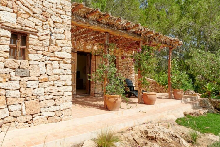 Villa Eulalia Ferienhaus Ibiza Mieten Außenansicht Casita