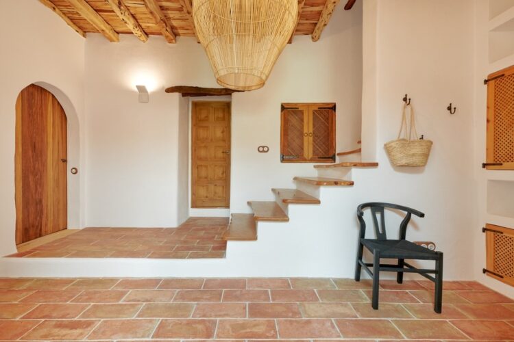 Villa Eulalia Traumhaftes Ferienhaus Ibiza Treppenaufgang
