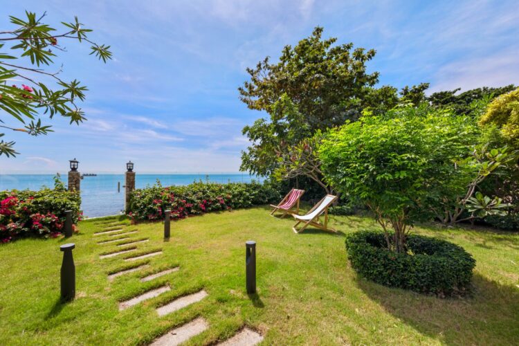 Villa Finu Samui Luxus Ferienhaus Koh Samui Am Strand Mieten Garten