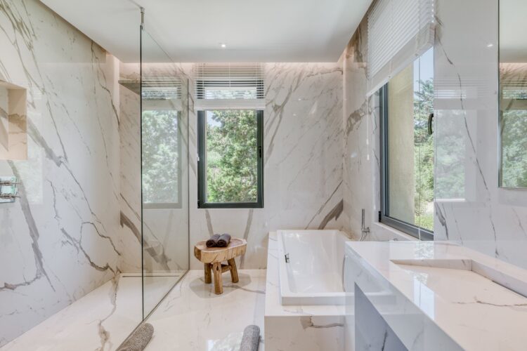 Villa Fleur Luxus Ferienhaus Cote D Azur Mieten Badewanne