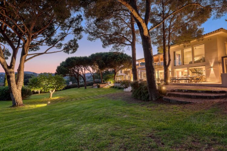 Villa Fleur Luxus Ferienhaus Cote D Azur Mieten By Night