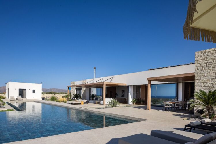 Villa Gianni Luxus Ferienhaus Kreta Am Meer Mieten Sonnenliegen