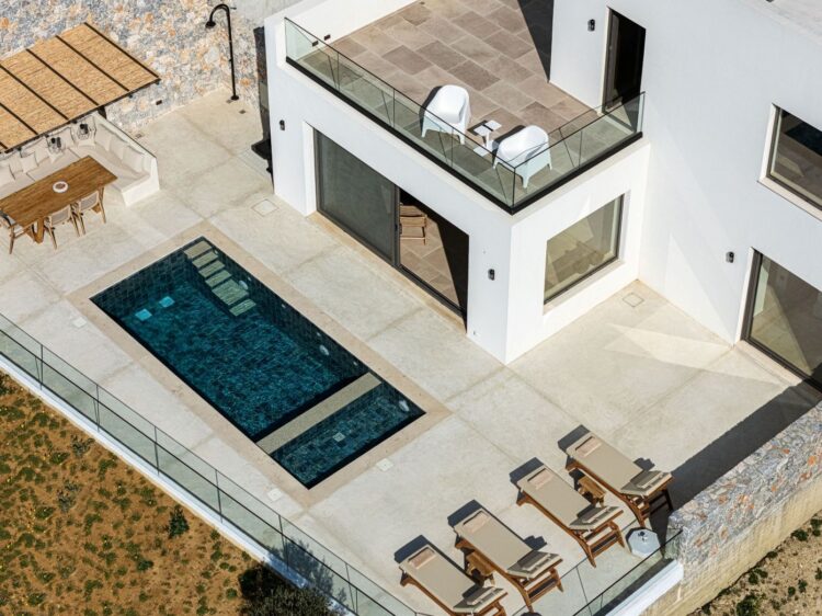 Villa Gino Luxus Ferienhaus Kreta Am Strand Mieten Terrasenbereich