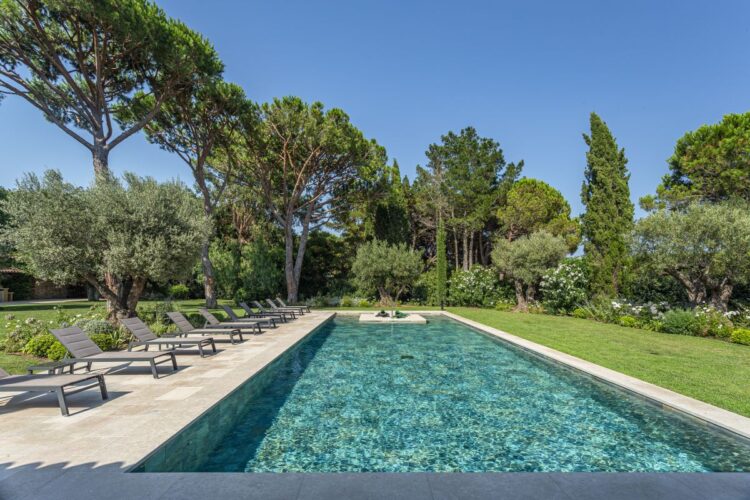 Villa Golden Beach Luxus Ferienhaus Côte D’azur Mieten Pool