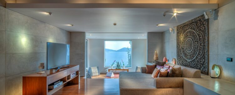 Villa Hale Malia Luxus Ferienhaus Phuket Thailand Mit Pool Mieten Tv Room