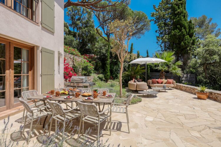 Villa Heraclea Luxus Ferienhaus Cote D Azur Mieten Bbq