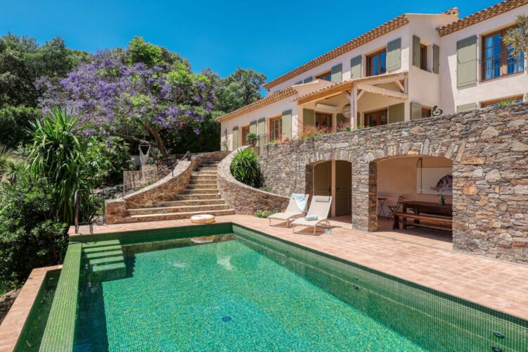Villa Heraclea Luxus Ferienhaus Cote D Azur Mieten Poolterrasse